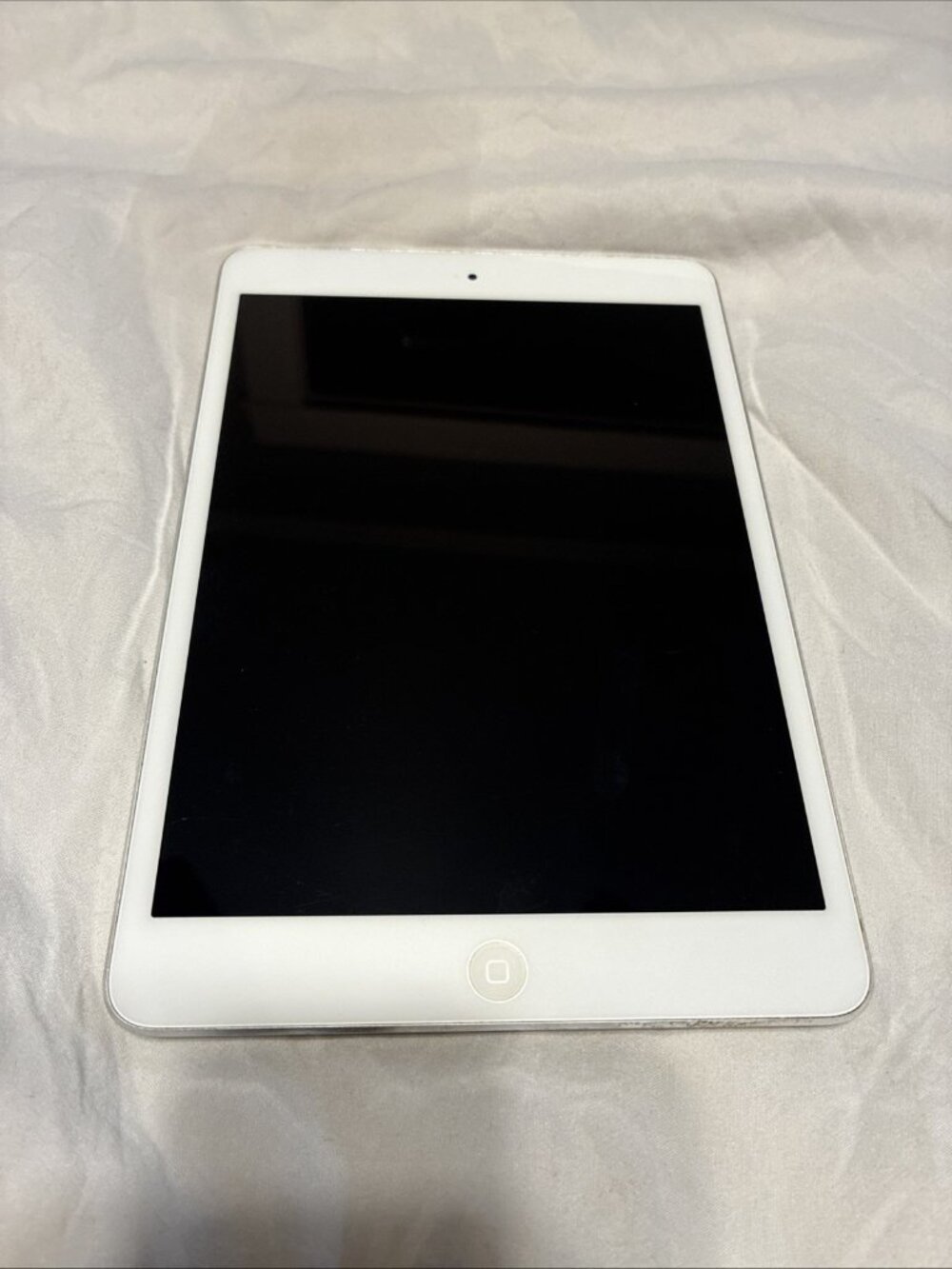 Apple iPad Mini 2 16GB WiFi 7.9” Tablet Silver Used Working